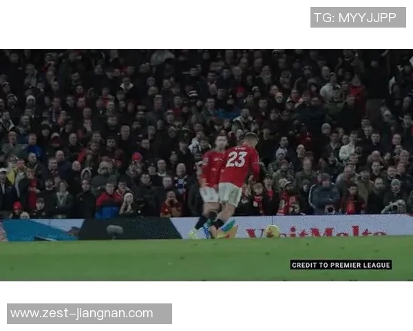 曼联锋线动态:齐尔克泽留队可能性增大,塞斯科伤情达观